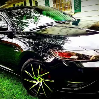 Ford Taurus
